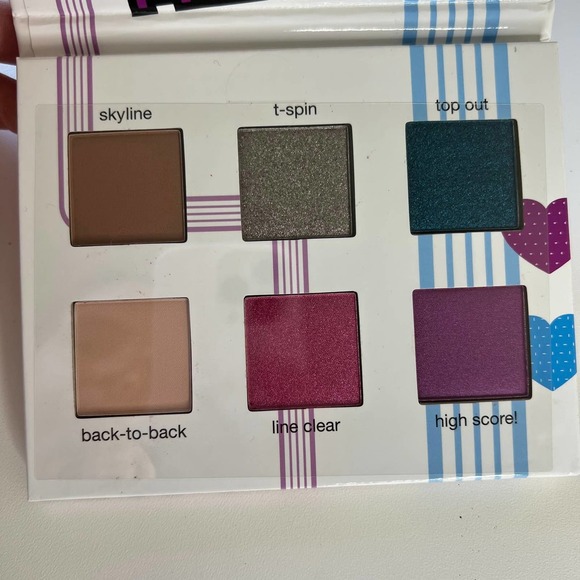 TETRIS™ X IPSY Block Party Eyeshadow Palette NEW - Picture 5 of 7